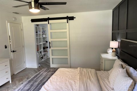 House in Kissimmee, Florida 3 bedrooms, 180.6 sq.m. № 2218109 - photo 25