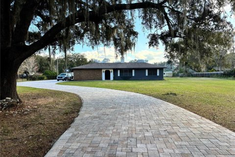 House in Kissimmee, Florida 3 bedrooms, 180.6 sq.m. № 2218109