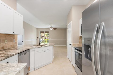 House in North Port, Florida 3 bedrooms, 148.36 sq.m. № 1806941 - photo 20