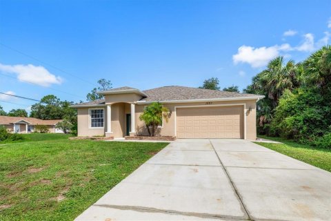 House in North Port, Florida 3 bedrooms, 148.36 sq.m. № 1806941 - photo 5