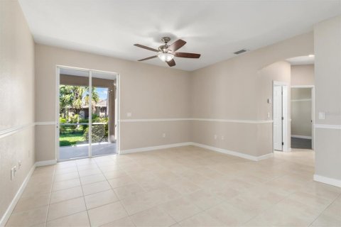 House in North Port, Florida 3 bedrooms, 148.36 sq.m. № 1806941 - photo 11