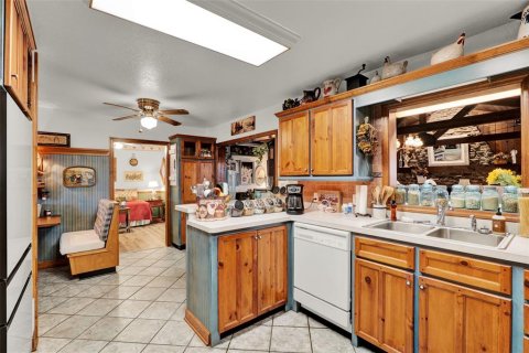 Casa en venta en Fruitland Park, Florida, 3 dormitorios, 180.6 m2 № 1851312 - foto 26