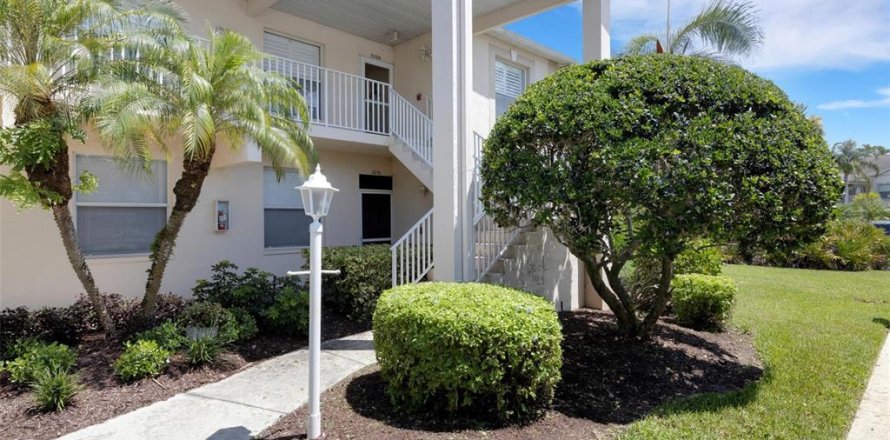 Condominio en Sarasota, Florida, 2 dormitorios № 1865960