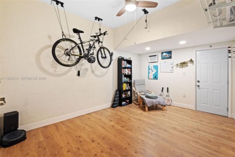 Villa ou maison à vendre à Miami, Floride: 3 chambres, 164.44 m2 № 2008820 - photo 22