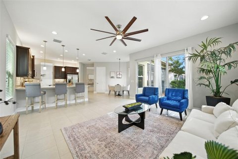 Casa en venta en Wesley Chapel, Florida, 5 dormitorios, 380.34 m2 № 1909503 - foto 17