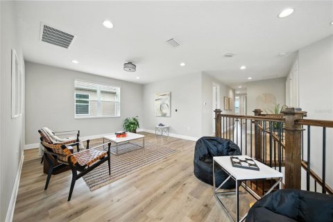 Casa en venta en Wesley Chapel, Florida, 5 dormitorios, 380.34 m2 № 1909503 - foto 22