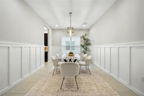 Casa en venta en Wesley Chapel, Florida, 5 dormitorios, 380.34 m2 № 1909503 - foto 9