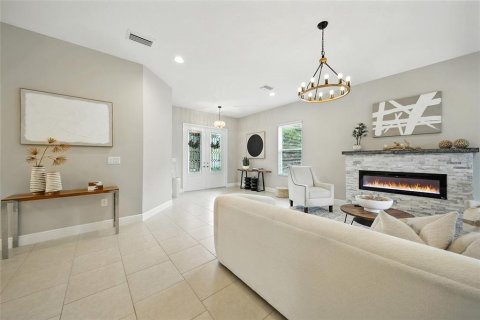 Casa en venta en Wesley Chapel, Florida, 5 dormitorios, 380.34 m2 № 1909503 - foto 7