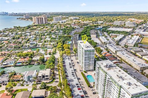 Купить кондоминиум в Норт-Майами, Флорида 2 спальни, 110.37м2, № 1971001 - фото 2