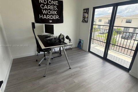 Снять в аренду виллу или дом в Флорида-Сити, Флорида 5 спален, 168.15м2, № 1986172 - фото 18