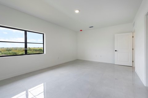 Снять в аренду виллу или дом в Флорида-Сити, Флорида 5 спален, 168.15м2, № 1986172 - фото 14