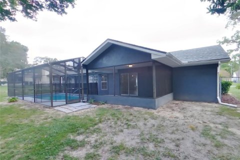 House in Spring Hill, Florida 3 bedrooms, 141.77 sq.m. № 1905234 - photo 17