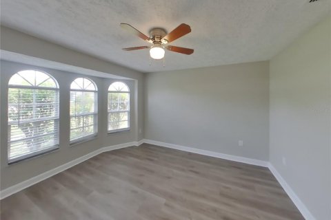 House in Spring Hill, Florida 3 bedrooms, 141.77 sq.m. № 1905234 - photo 11