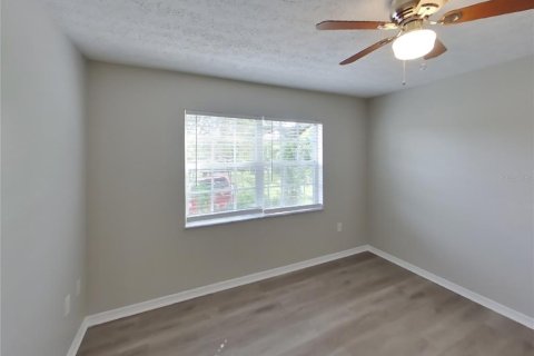House in Spring Hill, Florida 3 bedrooms, 141.77 sq.m. № 1905234 - photo 13
