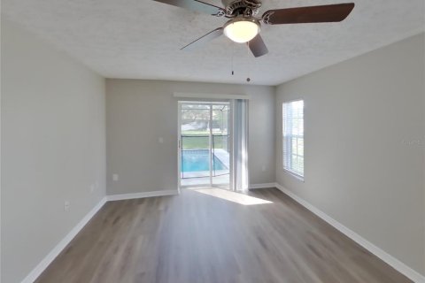 House in Spring Hill, Florida 3 bedrooms, 141.77 sq.m. № 1905234 - photo 8