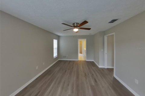 House in Spring Hill, Florida 3 bedrooms, 141.77 sq.m. № 1905234 - photo 7