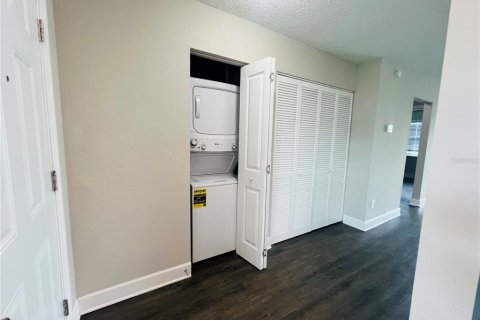 Condo in Orlando, Florida, 1 bedroom  № 1904742 - photo 7