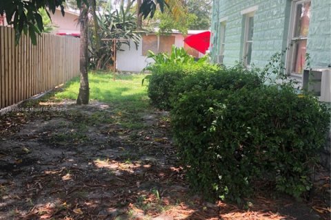 Casa en alquiler en Lake Worth, Florida, 1 dormitorio № 1935316 - foto 17