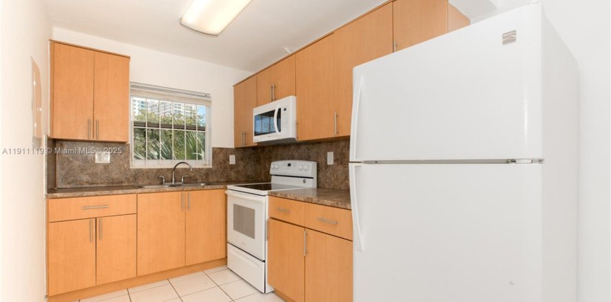 Appartement à Miami, Floride 1 chambre, 64.2 m2 № 2082260