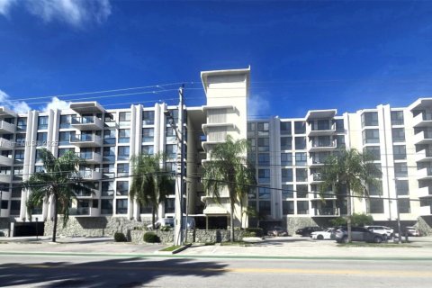 Condominio en alquiler en Bay Harbor Islands, Florida, 1 dormitorio, 83.15 m2 № 1952778 - foto 14