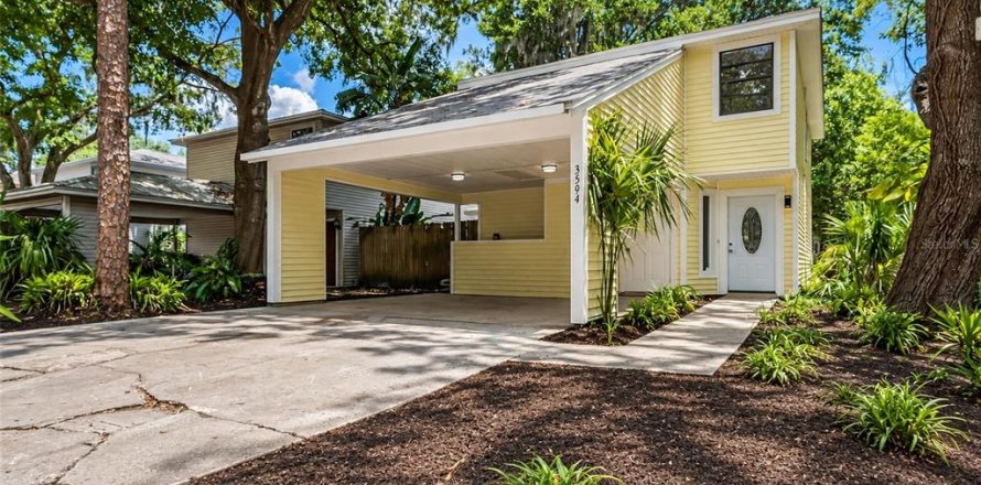 Villa ou maison à Lakeland, Floride 3 chambres, 145.48 m2 № 2358938