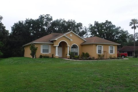 Casa en venta en Lakeland, Florida, 3 dormitorios, 190.26 m2 № 1767571 - foto 1