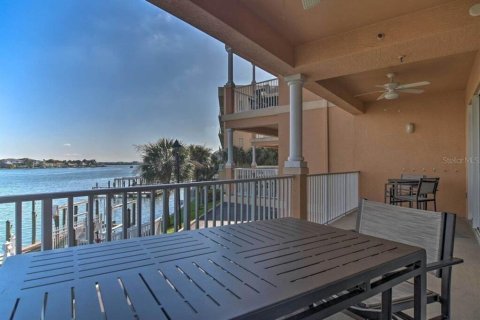 Condominio en venta en Clearwater, Florida, 3 dormitorios, 167.5 m2 № 1536351 - foto 17