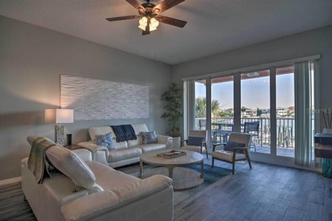 Condominio en venta en Clearwater, Florida, 3 dormitorios, 167.5 m2 № 1536351 - foto 2