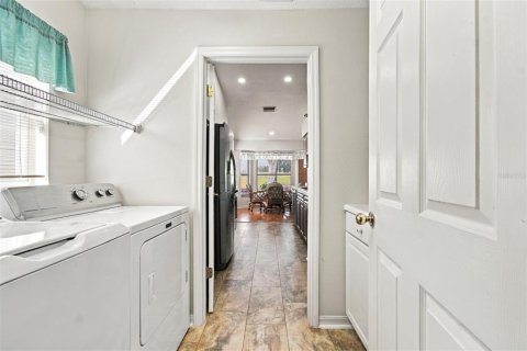 Villa ou maison à vendre à Hudson, Floride: 2 chambres, 173.54 m2 № 2416379 - photo 15