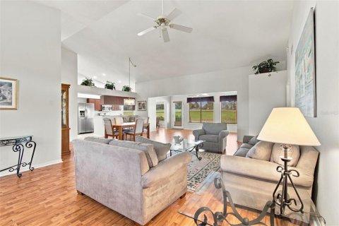 Villa ou maison à vendre à Hudson, Floride: 2 chambres, 173.54 m2 № 2416379 - photo 4