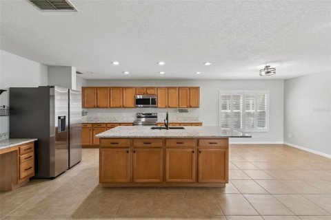 Villa ou maison à vendre à Orlando, Floride: 4 chambres, 265.7 m2 № 2150438 - photo 5