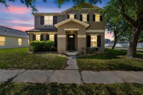 Villa ou maison à vendre à Orlando, Floride: 4 chambres, 265.7 m2 № 2150438 - photo 2