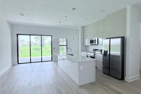 Casa en venta en Rotonda, Florida, 3 dormitorios, 147.71 m2 № 1919651 - foto 6