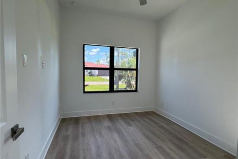 Casa en venta en Rotonda, Florida, 3 dormitorios, 147.71 m2 № 1919651 - foto 12