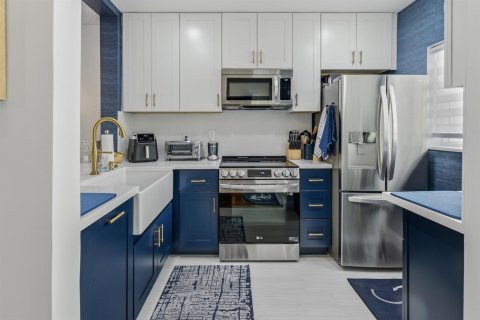 Condo in Ocean Ridge, Florida, 2 bedrooms  № 2272574