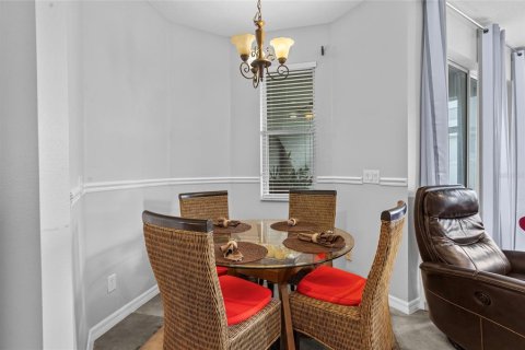Townhouse in Lake Mary, Florida 3 bedrooms, 177.81 sq.m. № 1824637 - photo 7