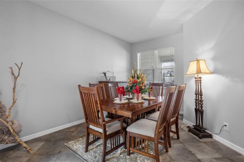 Townhouse in Lake Mary, Florida 3 bedrooms, 177.81 sq.m. № 1824637 - photo 5