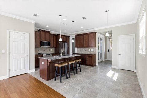 Townhouse in Orlando, Florida 3 bedrooms, 156.08 sq.m. № 2205469 - photo 6