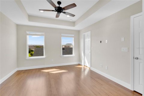 Townhouse in Orlando, Florida 3 bedrooms, 156.08 sq.m. № 2205469 - photo 10
