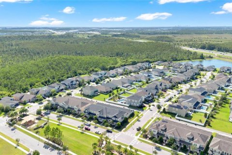 Townhouse in Orlando, Florida 3 bedrooms, 156.08 sq.m. № 2205469 - photo 27