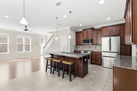 Townhouse in Orlando, Florida 3 bedrooms, 156.08 sq.m. № 2205469 - photo 4