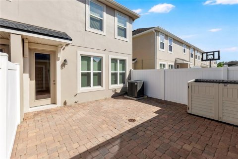 Townhouse in Orlando, Florida 3 bedrooms, 156.08 sq.m. № 2205469 - photo 18