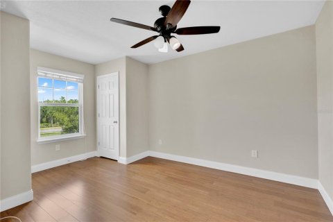 Townhouse in Orlando, Florida 3 bedrooms, 156.08 sq.m. № 2205469 - photo 16