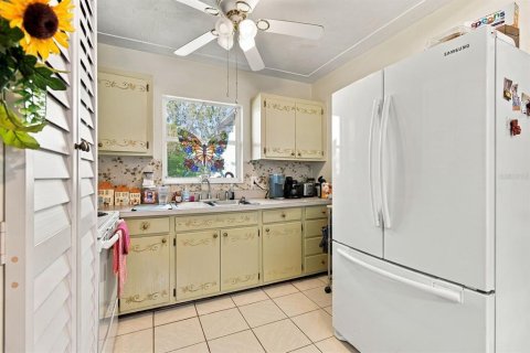 Villa ou maison à vendre à Saint Petersburg, Floride: 2 chambres, 87.7 m2 № 2433663 - photo 10
