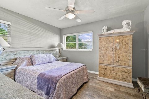 Villa ou maison à vendre à Saint Petersburg, Floride: 2 chambres, 87.7 m2 № 2433663 - photo 18