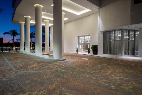 Copropriété à vendre à Hollywood, Floride: 2 chambres, 96.99 m2 № 1933869 - photo 29