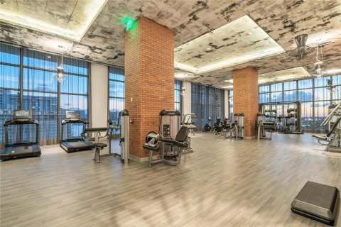 Copropriété à vendre à Hollywood, Floride: 2 chambres, 96.99 m2 № 1933869 - photo 22