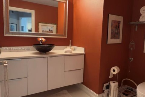 Condo in Aventura, Florida, 2 bedrooms  № 1955778 - photo 8