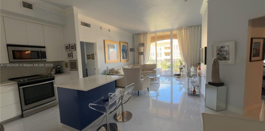 Condo in Aventura, Florida, 2 bedrooms  № 1955778