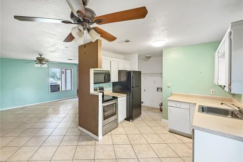 Adosado en alquiler en Edgewater, Florida, 2 dormitorios, 92.44 m2 № 1820861 - foto 3